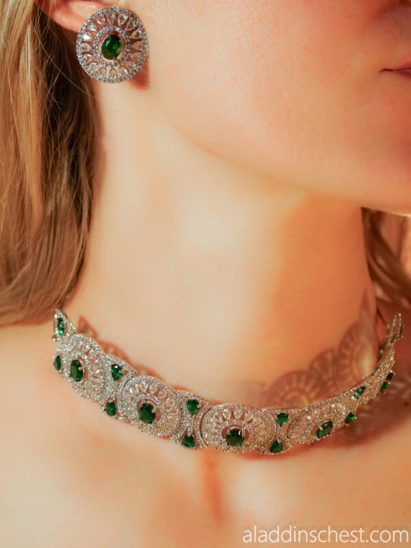 Ethereal Glamour Necklace Set