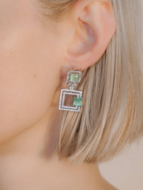 Elegant green gemstone square earrings.