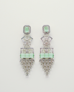 Elegant emerald and diamond chandelier earrings